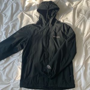 Columbia Men’s Omni-Tech rain jacket / windbreaker